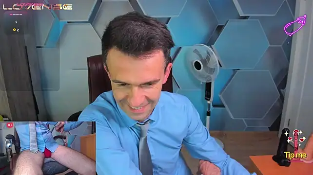 SteveTiger Live XXX Chat