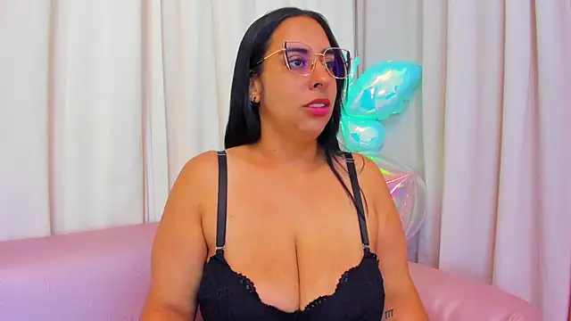 Czat XXX na żywo – GeminisClark