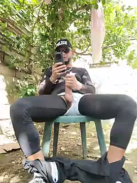 XXX chat uživo modela PIGHIGHDIRTY_p0