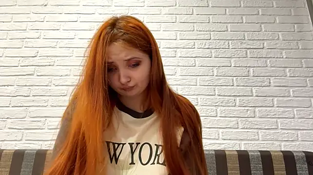 Chat XXX en directo de AinyJuly