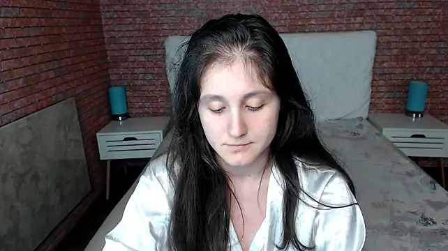 Holliy_Cooper Live XXX-Chat