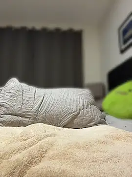 squirtinqueen43's Webcam Show