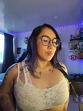Онлайн чат XXX julibella_sweet