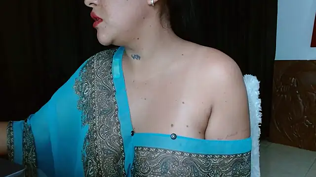 lovemee_30's Live XXX Chat