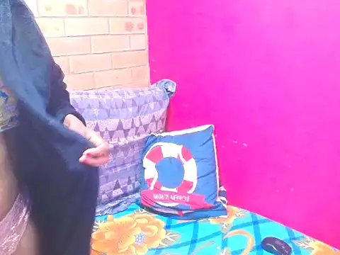 silkyeboni's Live XXX Chat