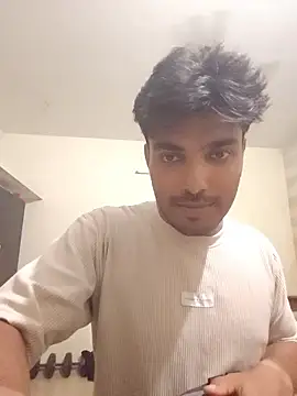 Alphabull4u Webcam Show
