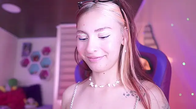 XXX chat uživo modela Rebecah_1