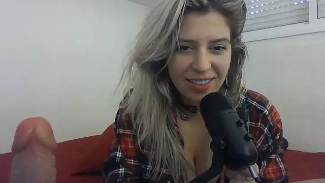 XXX chat uživo modela Lize_Ash