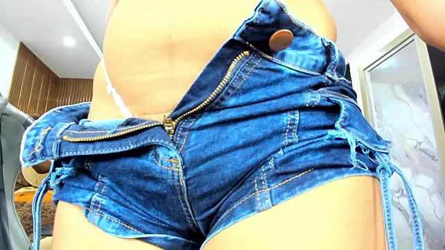 Mindy_19 Live XXX-chat