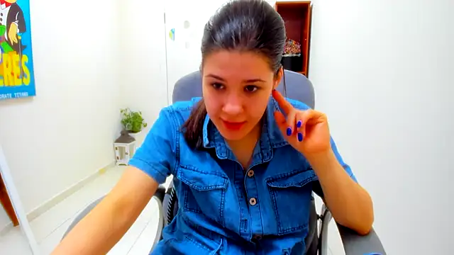 Joannia's Live XXX Chat