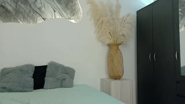 Monyel_Blake Live XXX-Chat
