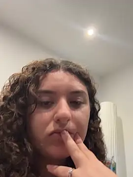 tatiana18yxx webcam show