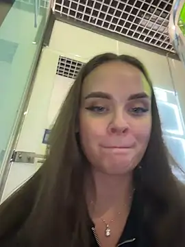 Chat +18 de KristiRich ao vivo