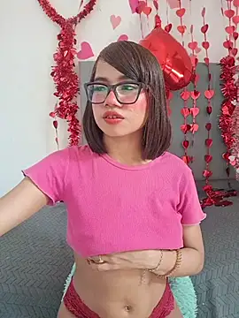 Chatroom XXX en direct de Lucy_Em