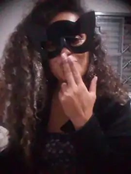 Chat +18 de RaphinhaSanches ao vivo