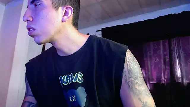 Adam_Hudsond Live XXX-Chat