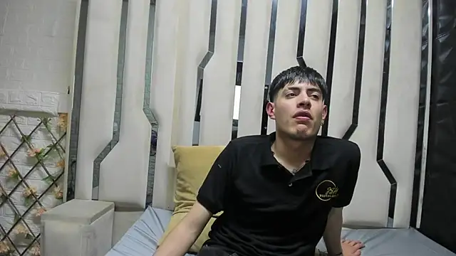 andylol330 Live XXX-chat