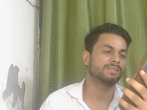Stubborndesiboy Live XXX-chat