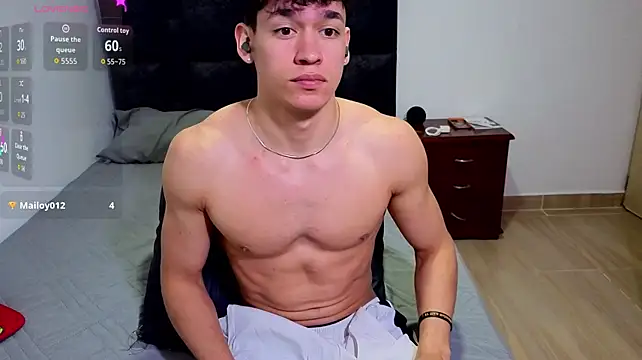 Czat XXX na żywo – Luke_Muscle