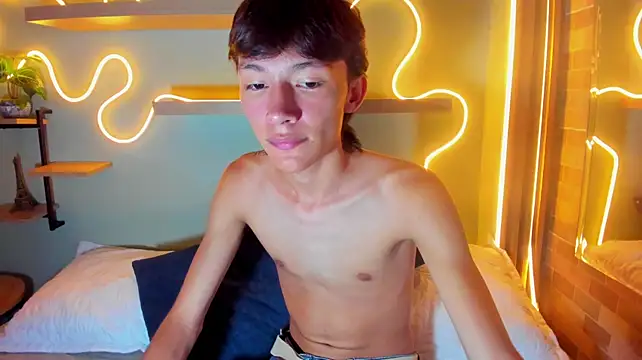 XXX chat uživo modela Alan_Madisson