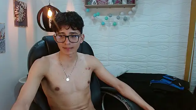 Онлайн чат XXX tim_cooper