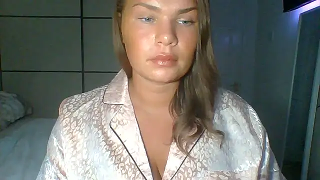 GEMMARMALADE Adlı Modelin Canlı XXX Sohbeti