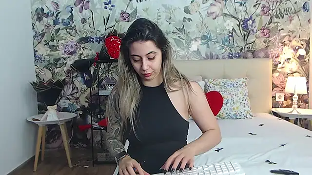 Živý XXX chat RoseDiamond06