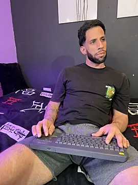 Chat +18 de Karim_mansur ao vivo