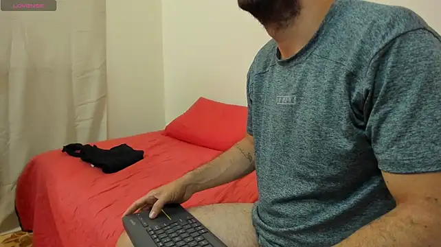 XXX chat uživo modela Cintya_n_Roger