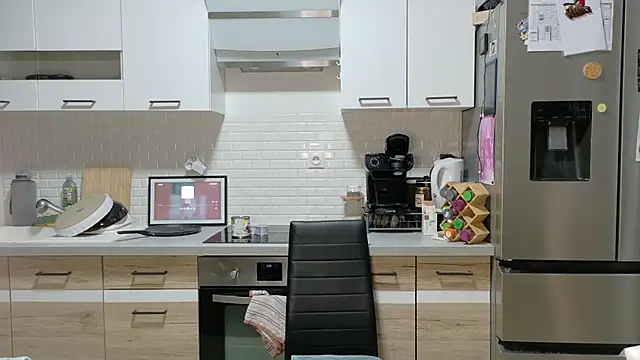 TokyoAna Adlı Modelin Canlı XXX Sohbeti