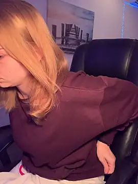 VelvetChloe's Live XXX Chat