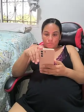 Francesca_ferrari XXX чат на живо