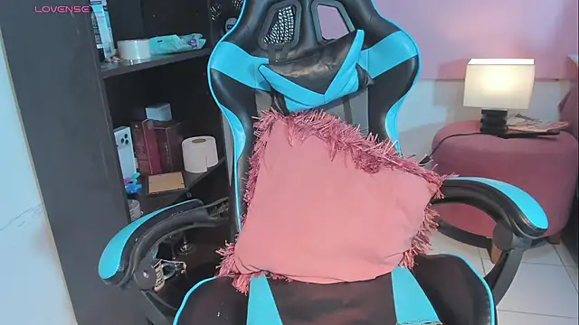 _maria_foxx_'s Live XXX Chat