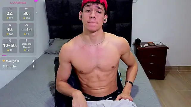 Luke_Muscle – Live XXX-chat