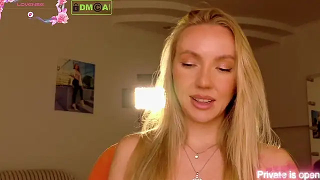 Show modela rina_asty na web-kameri