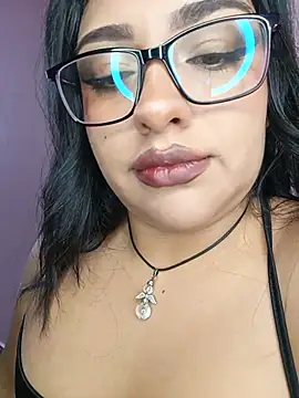 Chat XXX en directo de NYX_BLOOM1