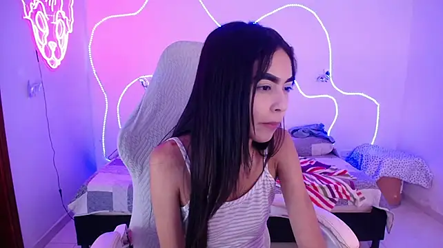 Valery_tiny's Live XXX Chat