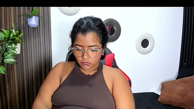 Slutty_Vicky: απευθείας συνομιλία ΧΧΧ