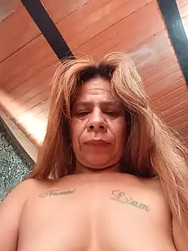 Chat +18 de SofiaXDelRio ao vivo