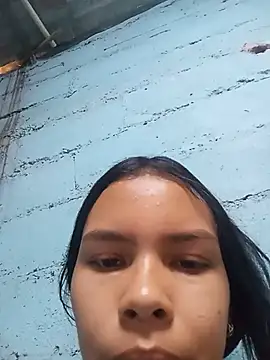 Chat +18 de clariasex ao vivo