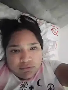 Chat XXX en directo de Angelly_ricura