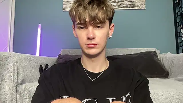 YourMilkyGuy Live XXX-Chat