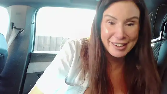 Busty-FiFi Obrolan Langsung XXX
