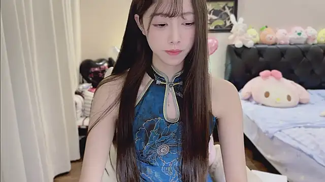 Evacute-top 라이브 XXX 채팅