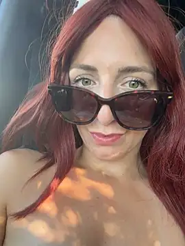Chat XXX en directo de Jessicandy_