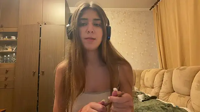 Chat +18 de MarleenHaynie ao vivo