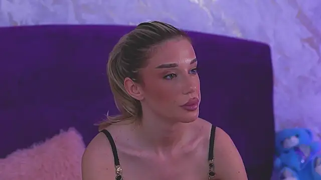 EllinaNuria – Live XXX-chat