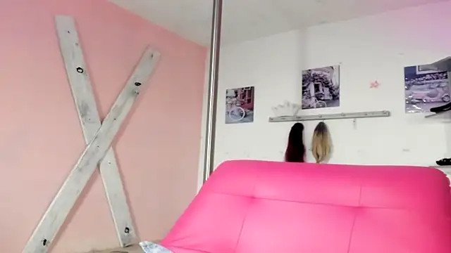 CAMILA--REY Chat XXX in diretta