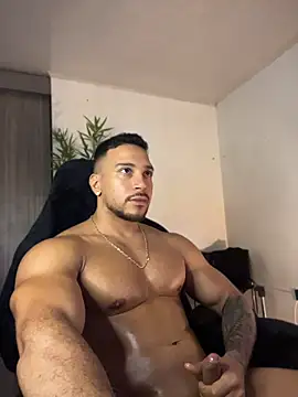FreszXn Live XXX chat