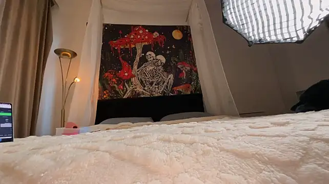 Онлайн чат XXX doomsdaybaby